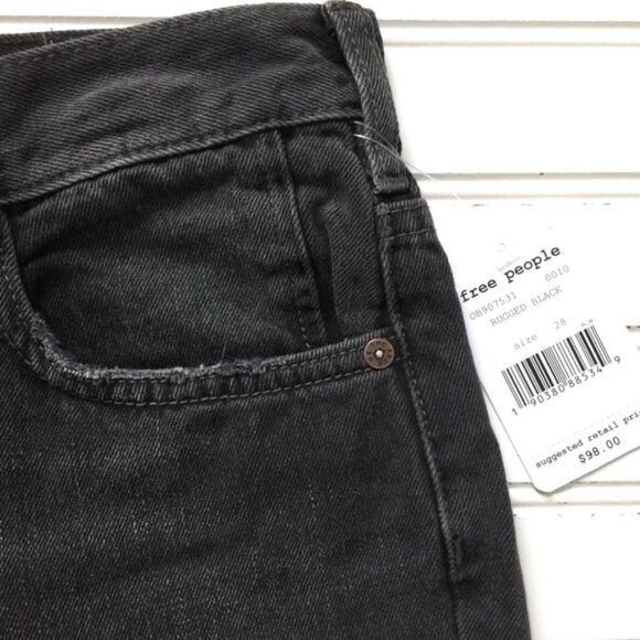 Free People Chewed Up Midrise Straight Jeans in Rugged Black Sizes 27 & 28 NWT - Picture 7 of 7